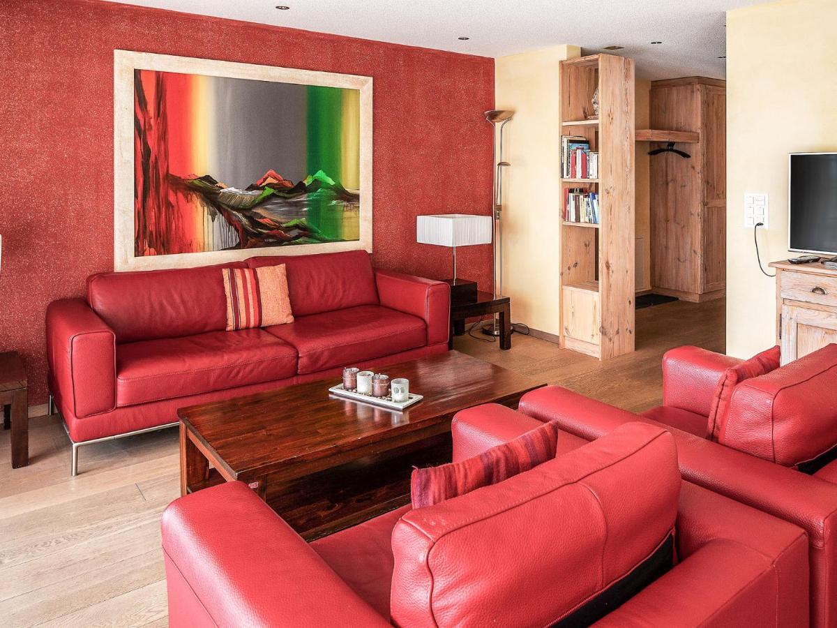 Smaragd-3 By Interhome Apartment Grindelwald